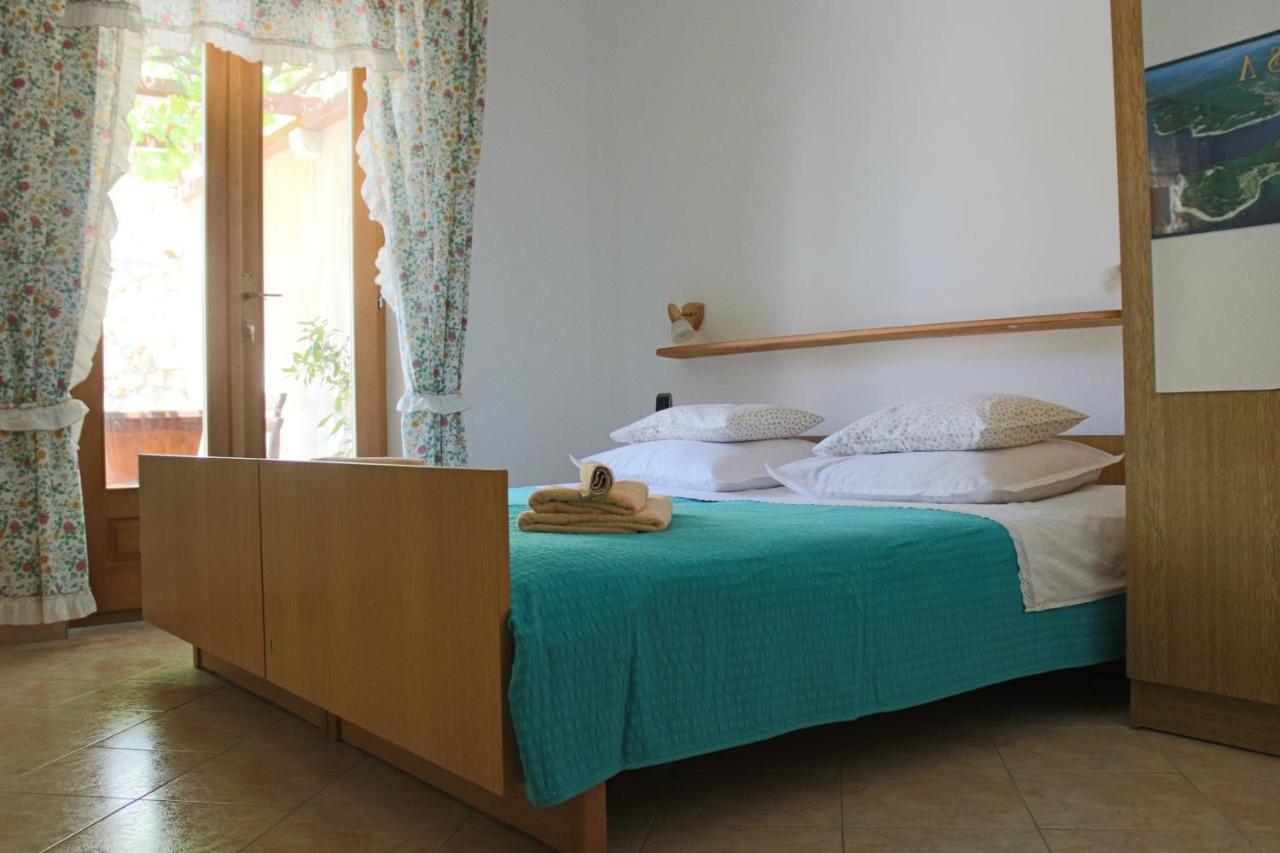 Seaside Secluded Apartments Zavala, Hvar - 15357 Jelsa  Exterior photo